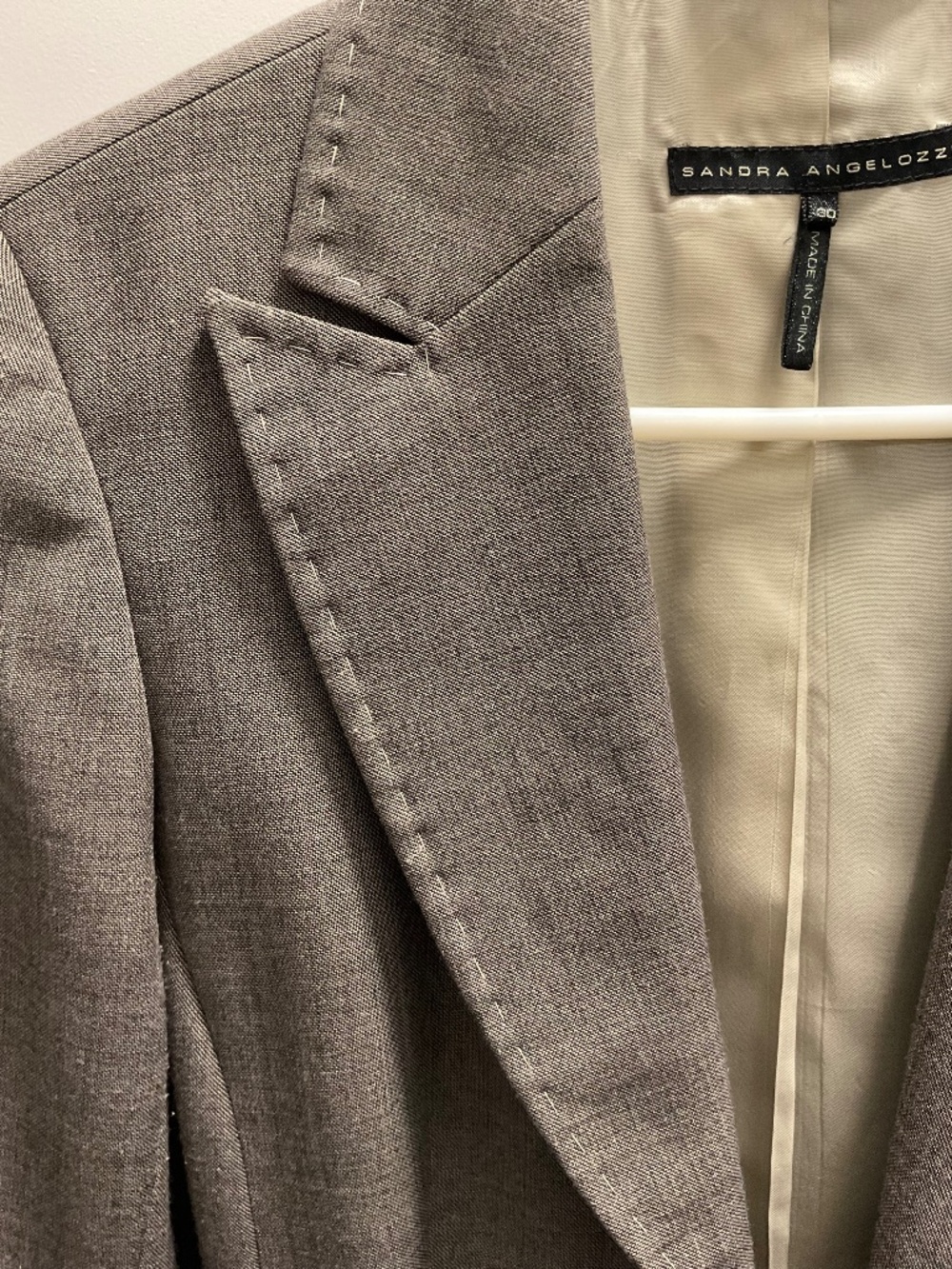 Classic women blazer, a true Y2K piece